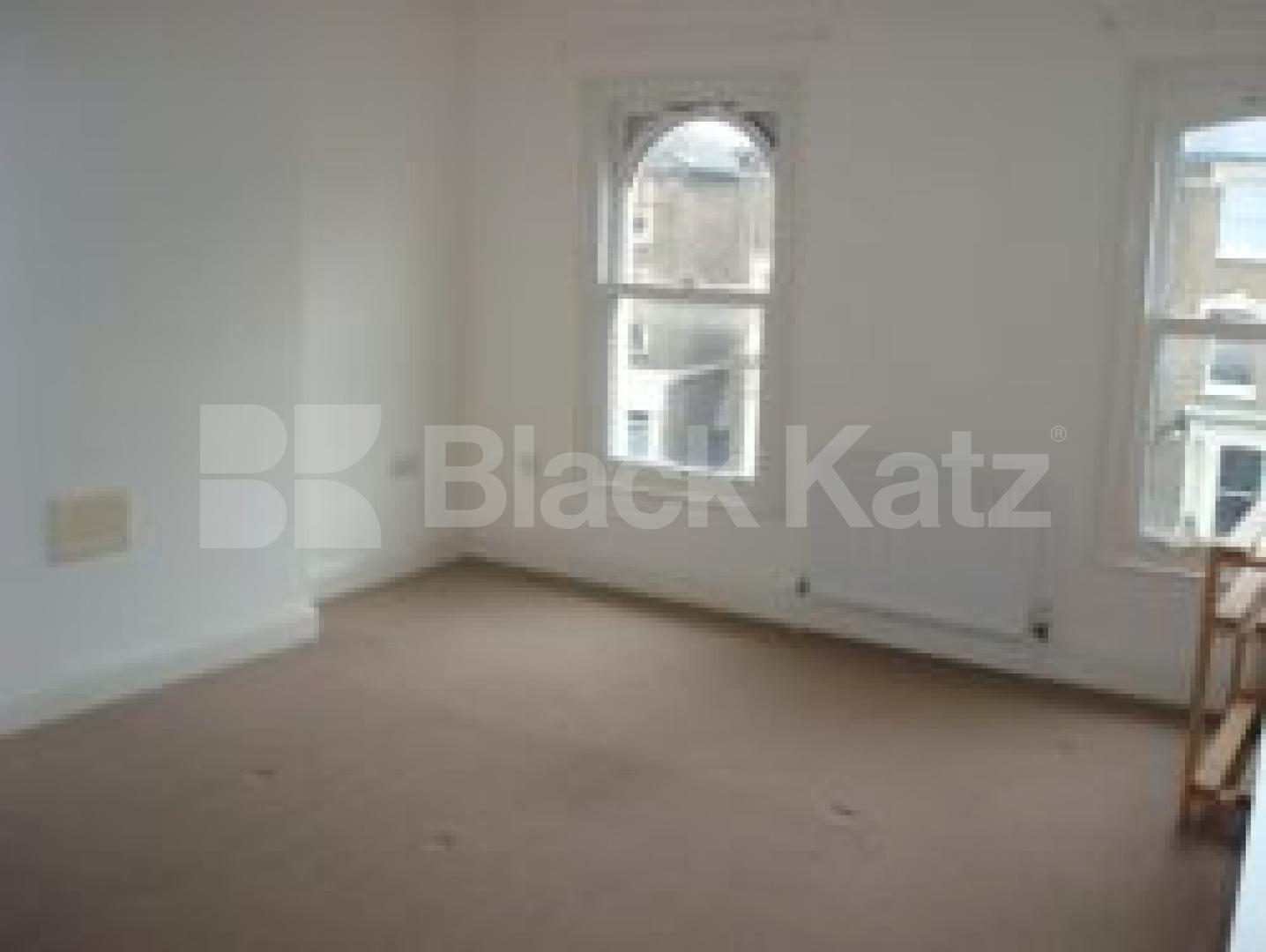 			NEW INSTRUCTION, 3 Bedroom, 1 bath, 1 reception Flat			 Wray Crescent, FINSBURY PARK N4