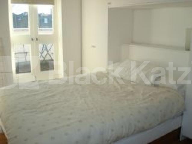 			New Instruction, 1 Bedroom, 1 bath, 1 reception Flat			 Liverpool Road, ISLINGTON