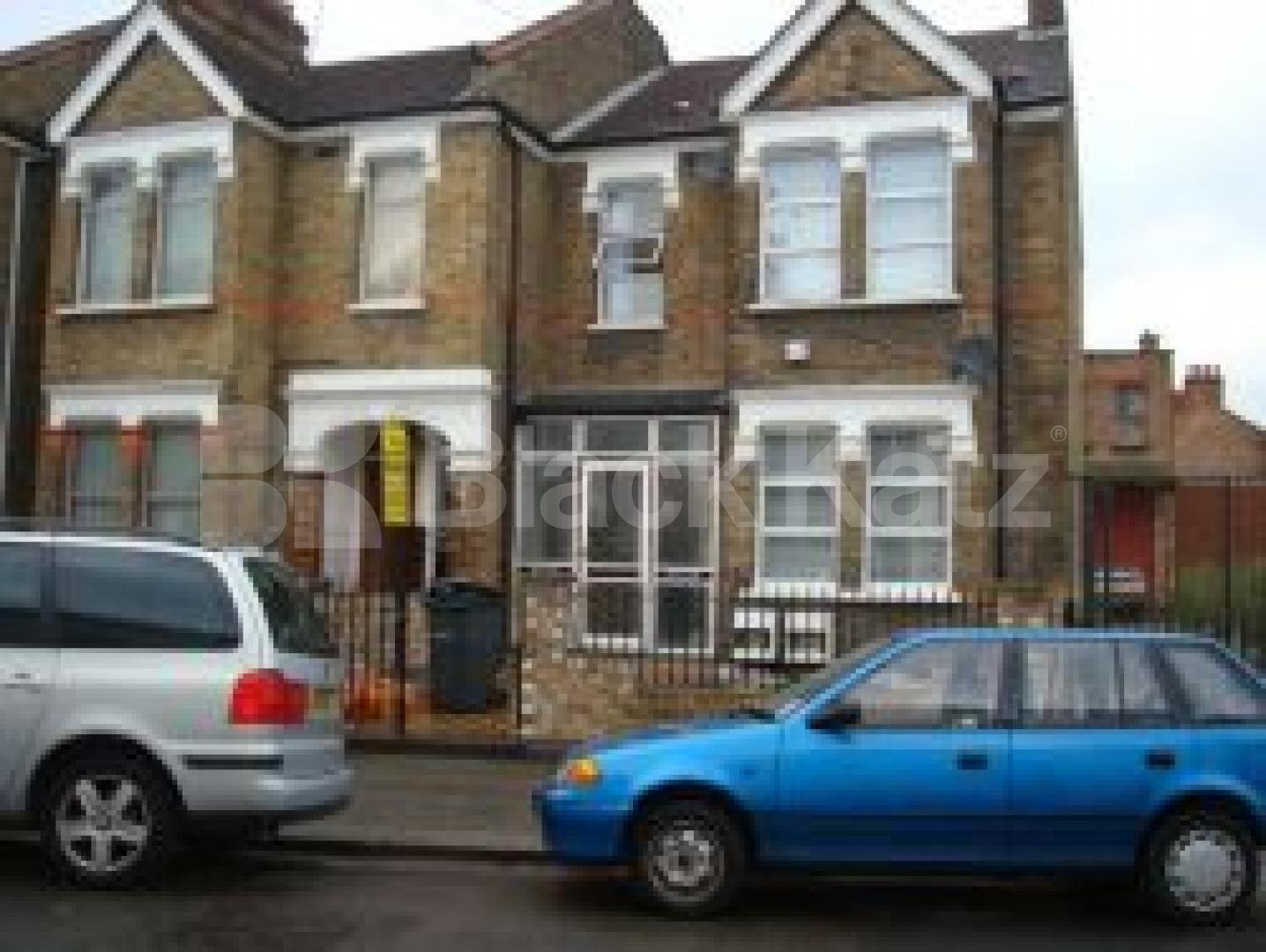 			2 Bedroom, 1 bath, 1 reception Flat			 Grove Road, Seven Sisters