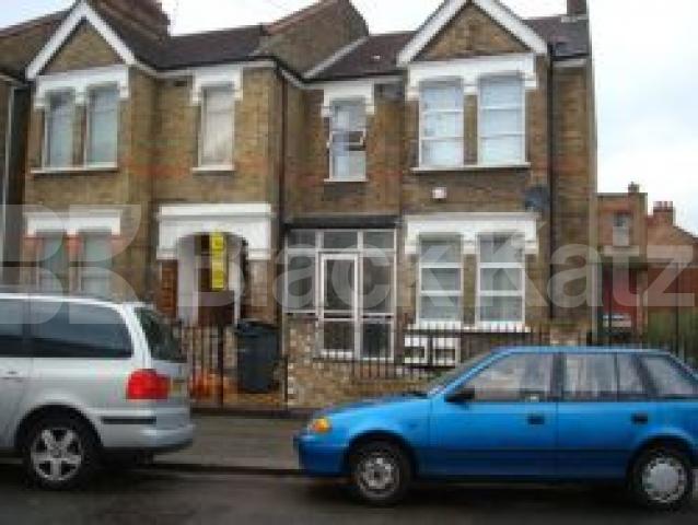 			2 Bedroom, 1 bath, 1 reception Flat			 Grove Road, Seven Sisters