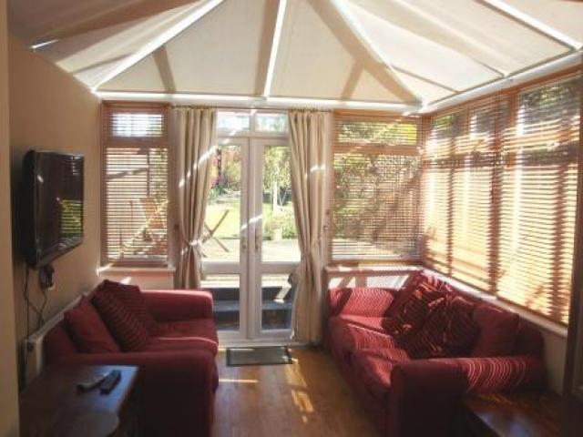 			2 Bedroom, 1 bath, 1 reception Flat			 Elm Park Road, FINCHLEY CENTRAL