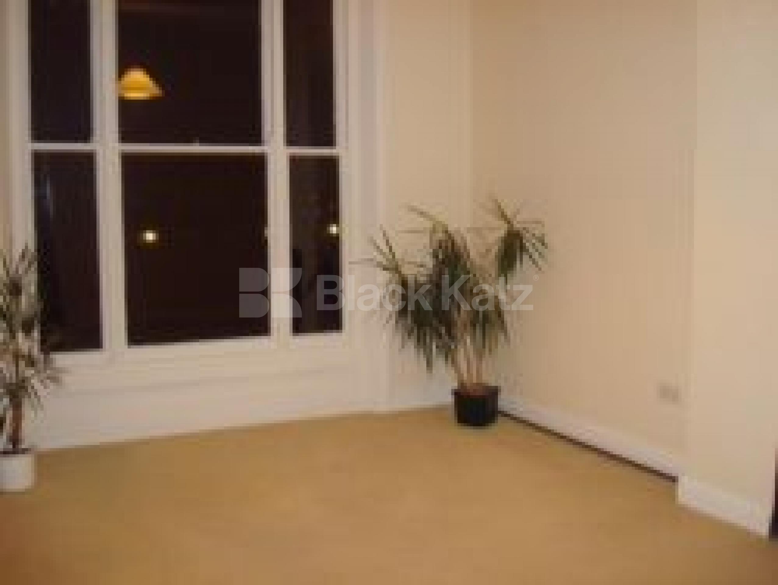 			NEW INSTRUCTION & MUST SEE !!!!, 1 Bedroom, 1 bath, 1 reception Flat			 Cheverton Road, Whitehall Park N19