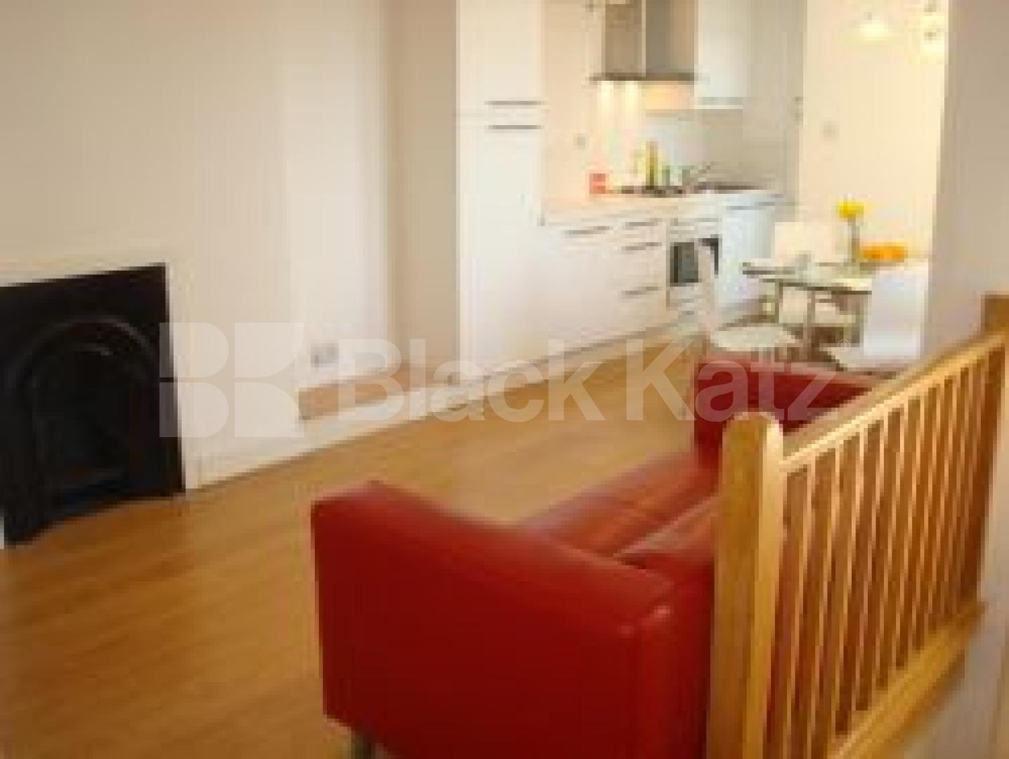 			NEW INSTRUCTION, 2 Bedroom, 1 bath, 1 reception Flat			 Buckingham Road, Islington