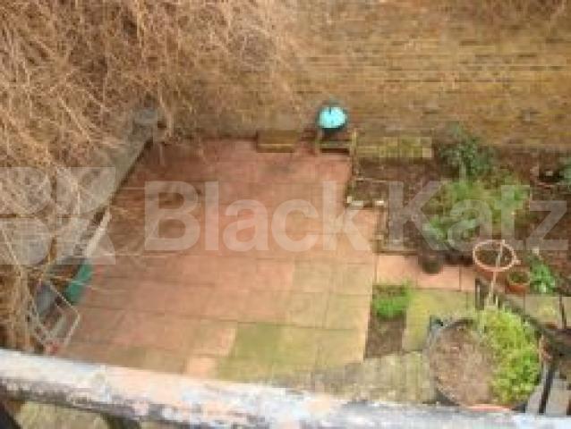 			LOCATION LOCATION LOCATION !!!, 1 Bedroom, 1 bath, 1 reception Flat			 Copenhagan Street, Islington