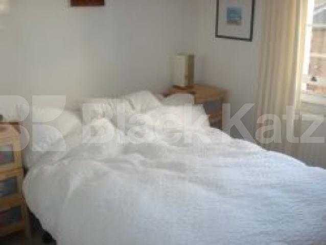 			LOCATION LOCATION LOCATION !!!, 1 Bedroom, 1 bath, 1 reception Flat			 Copenhagan Street, Islington