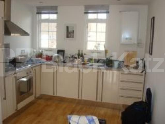 			LOCATION LOCATION LOCATION !!!, 1 Bedroom, 1 bath, 1 reception Flat			 Noel Road, ANGEL
