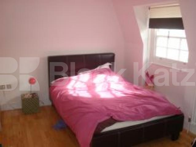 			LOCATION LOCATION LOCATION !!!, 1 Bedroom, 1 bath, 1 reception Flat			 Noel Road, ANGEL