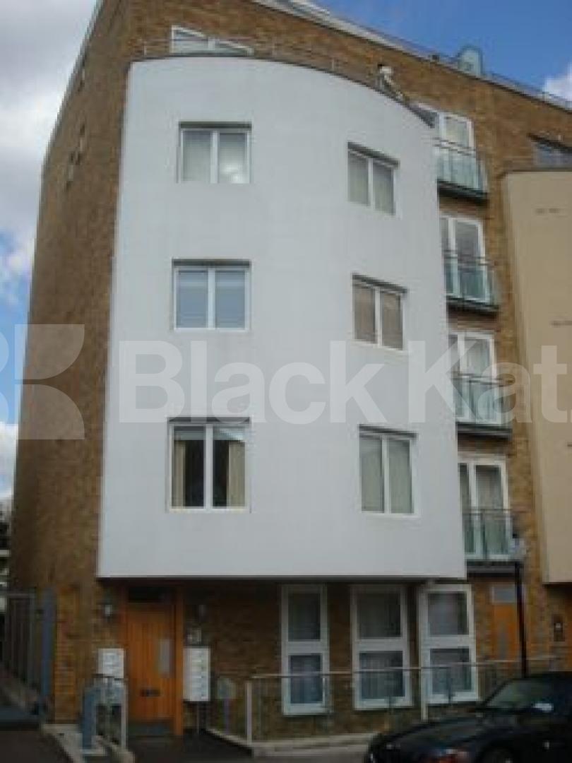 			NEW INSTRUCTION / VIEWINGS A MUST!!!!!, 1 Bedroom, 1 bath, 1 reception Flat			 Seward street, Clarkenwell / Angel