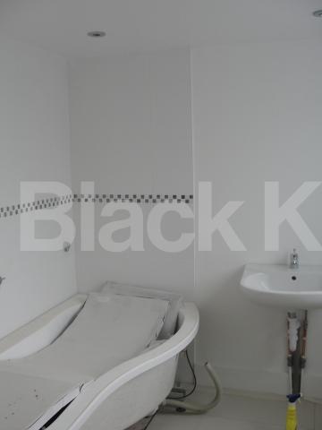 			Let, 4 Bedroom, 1 bath, 1 reception House			 Waynflete Street., Earlsfields