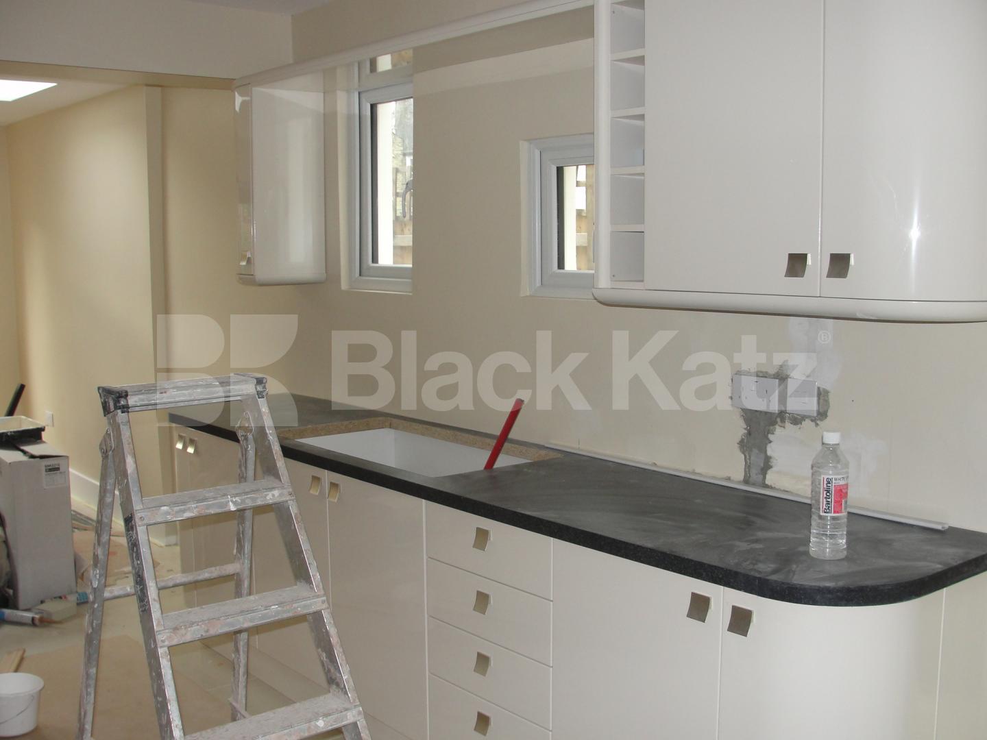 			Let, 4 Bedroom, 1 bath, 1 reception House			 Waynflete Street., Earlsfields