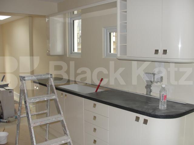 			Let, 4 Bedroom, 1 bath, 1 reception House			 Waynflete Street., Earlsfields