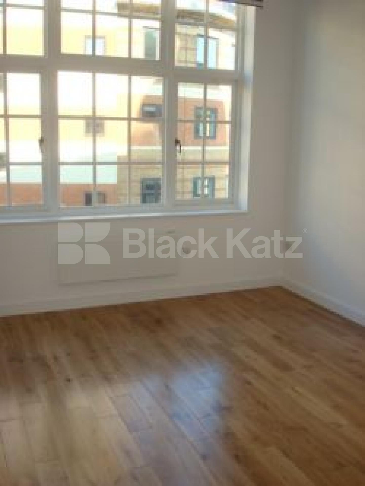 			NEW INSTRUCTION, 1 Bedroom, 1 bath, 1 reception Flat			 Islington High Street, Angel N1