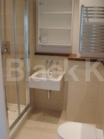 			NEW INSTRUCTION, 1 Bedroom, 1 bath, 1 reception Flat			 Islington High Street, Angel