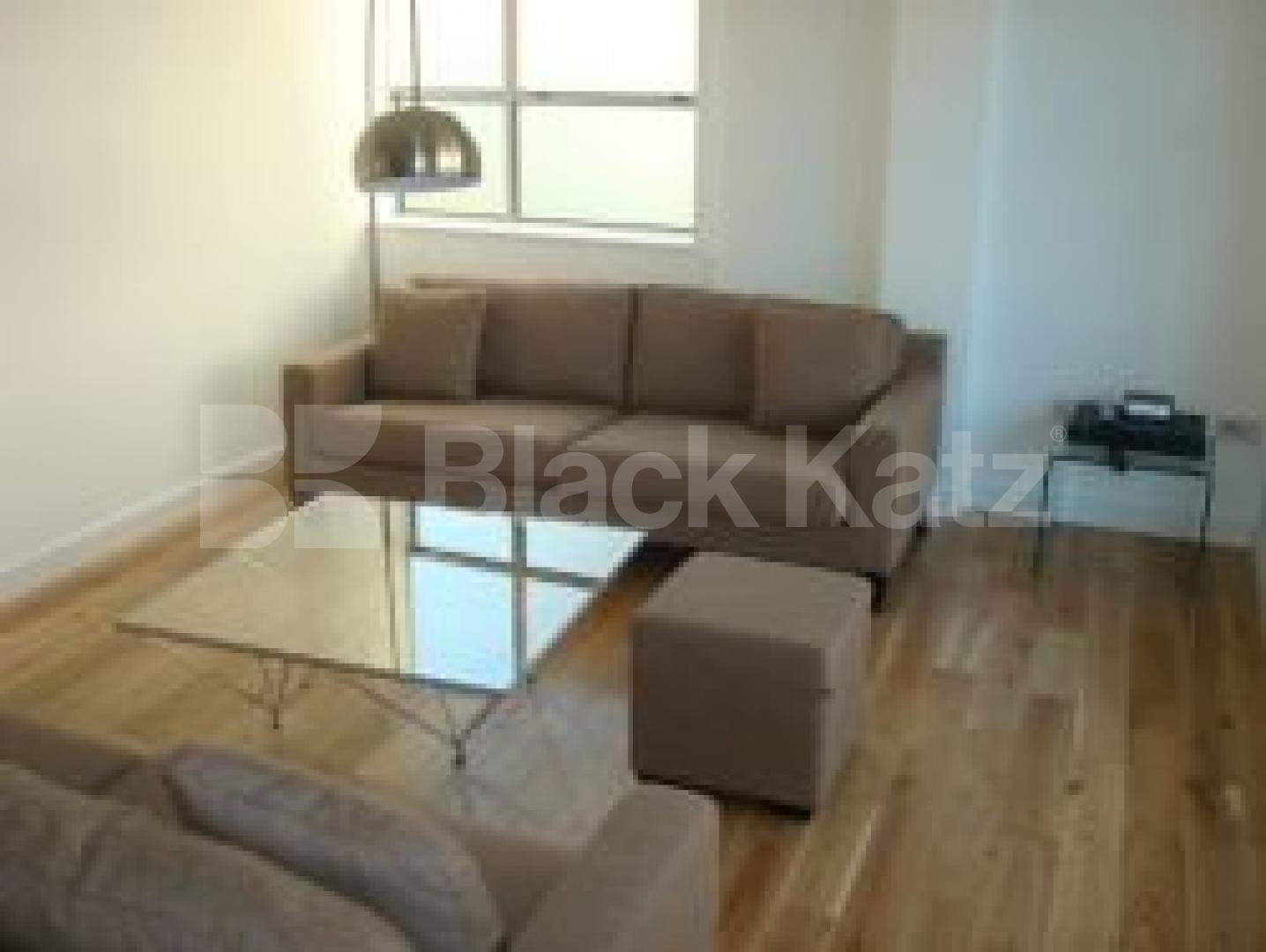 			New instruction, 2 Bedroom, 1 bath, 1 reception Flat			 Islington High Street, Angel