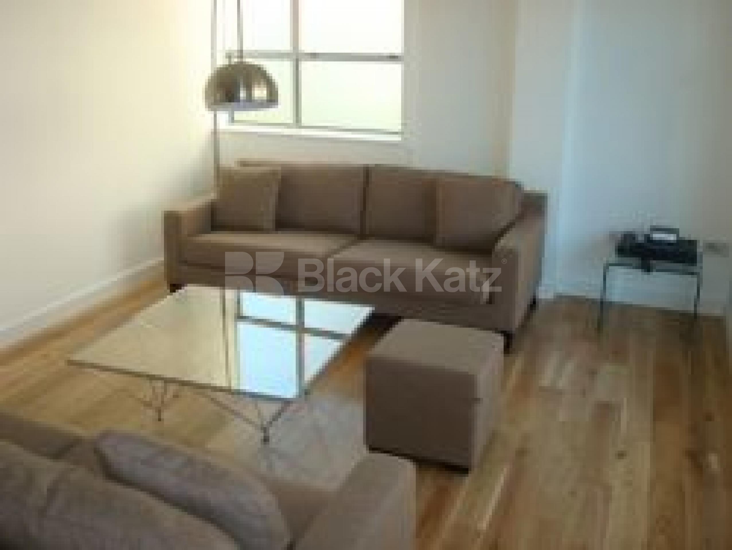 			New instruction, 2 Bedroom, 1 bath, 1 reception Flat			 Islington High Street, Angel N1