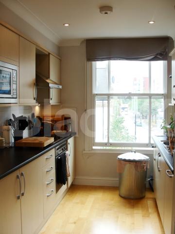 			2 Bedroom, 1 bath, 1 reception Apartment			 Stockwell Park Road, Stockwell