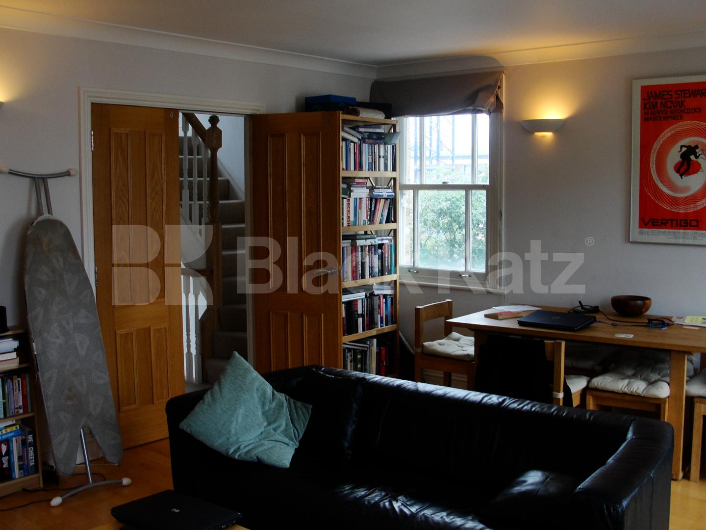 			2 Bedroom, 1 bath, 1 reception Apartment			 Stockwell Park Road, Stockwell