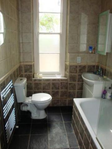 			2 Bedroom, 1 bath, 1 reception Flat			 West End Lane, WEST HAMPSTEAD