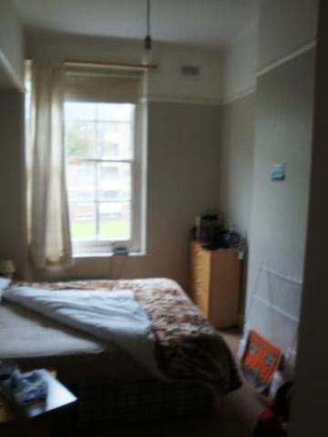 			2 Bedroom, 1 bath, 1 reception Flat			 West End Lane, WEST HAMPSTEAD