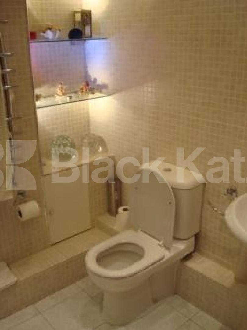 			New instruction, 2 Bedroom, 1 bath, 1 reception Flat			 Cumming Street, Islington