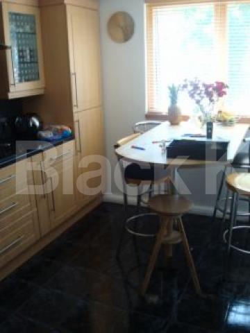 			New instruction, 2 Bedroom, 1 bath, 1 reception Flat			 Cumming Street, Islington