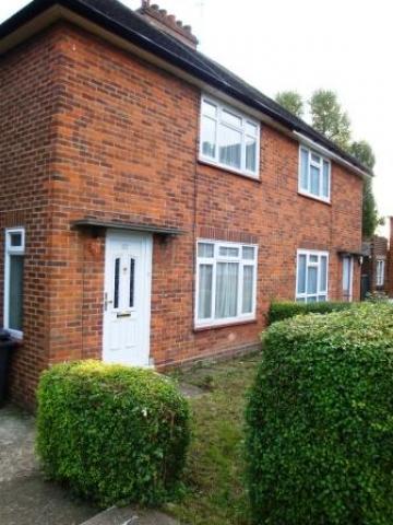 			3 Bedroom, 1 bath, 1 reception Flat			 Prayle Grove, CRICKLEWOOD