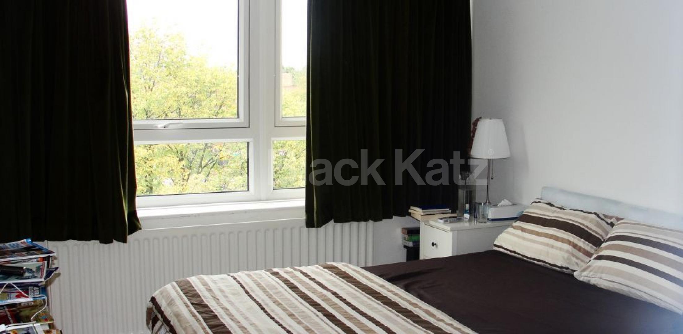 			LET, 3 Bedroom, 1 bath, 1 reception Apartment			 St Matthews Road , Brixton