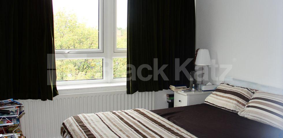 			LET, 3 Bedroom, 1 bath, 1 reception Apartment			 St Matthews Road , Brixton