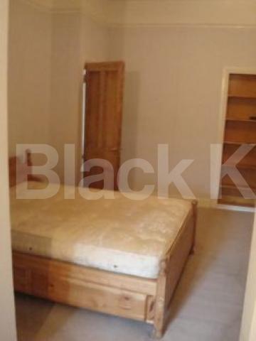 			New instruction, 3 Bedroom, 1 bath, 1 reception Flat			 Southgate Road, ISLINGTON