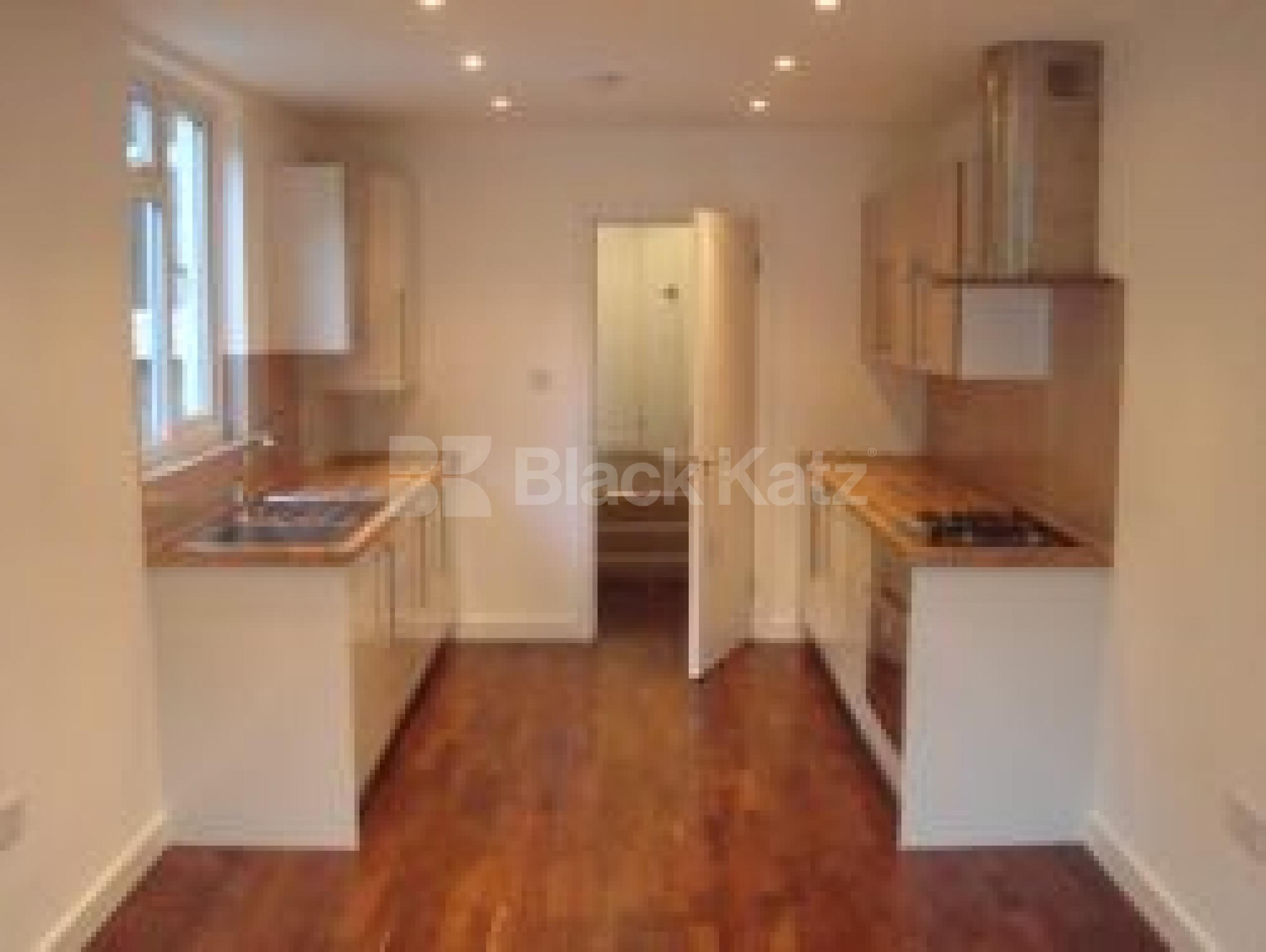 			GARDEN FLAT, 2 Bedroom, 1 bath, 1 reception Ground Floor Flat			 Bryantwood Road, Highbury/holloway N7