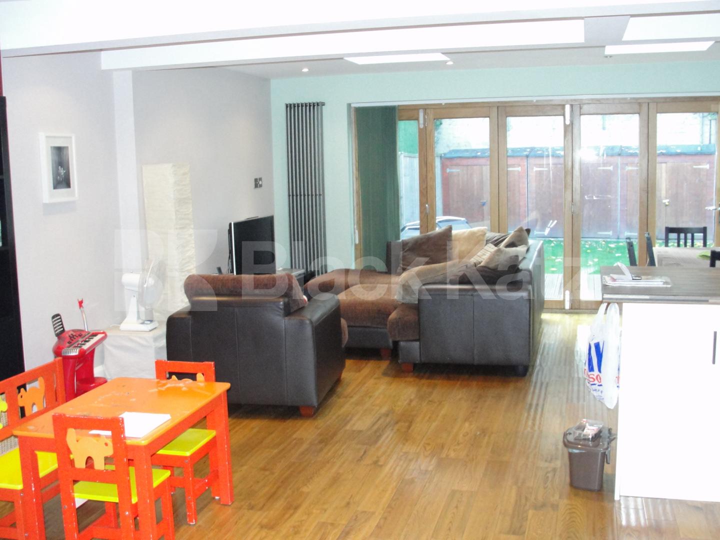 			NEW INSTRUCTION, 3 Bedroom, 1 bath, 1 reception House			 John Maurice Close., Elephant and Castle