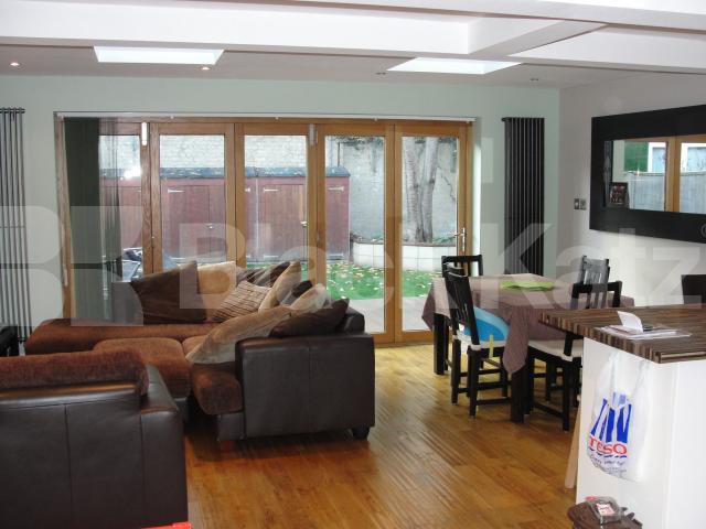 			NEW INSTRUCTION, 3 Bedroom, 1 bath, 1 reception House			 John Maurice Close., Elephant and Castle