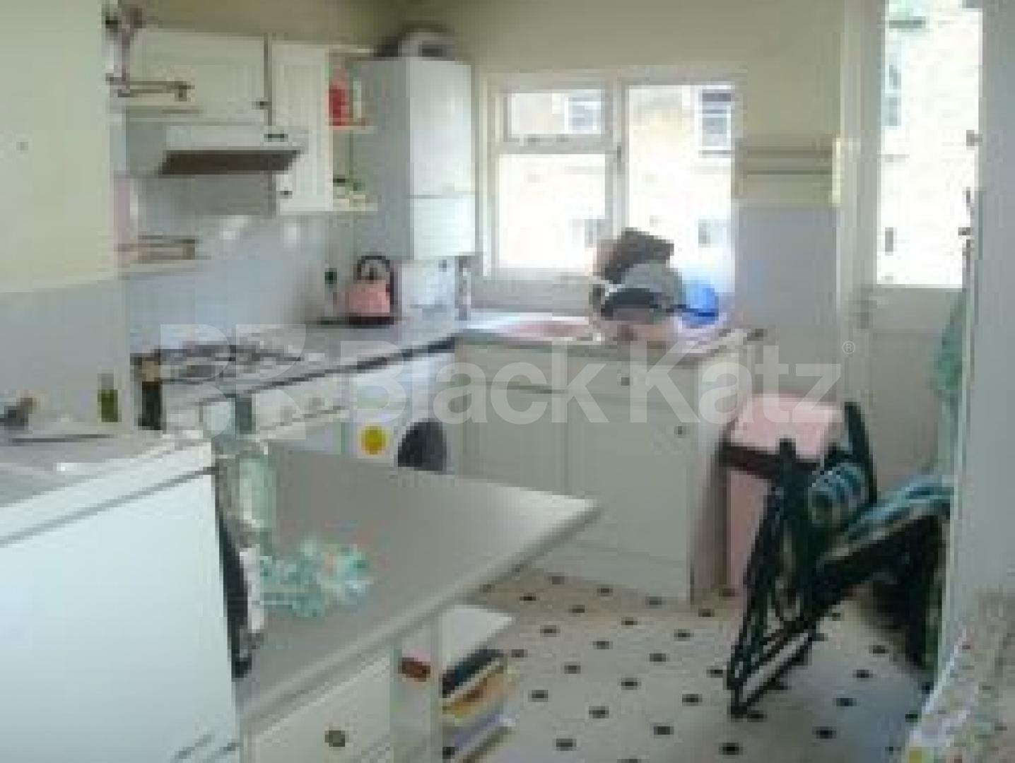 			New instruction, 2 Bedroom, 1 bath, 1 reception Flat			 Birnam Road, FINSBURY PARK