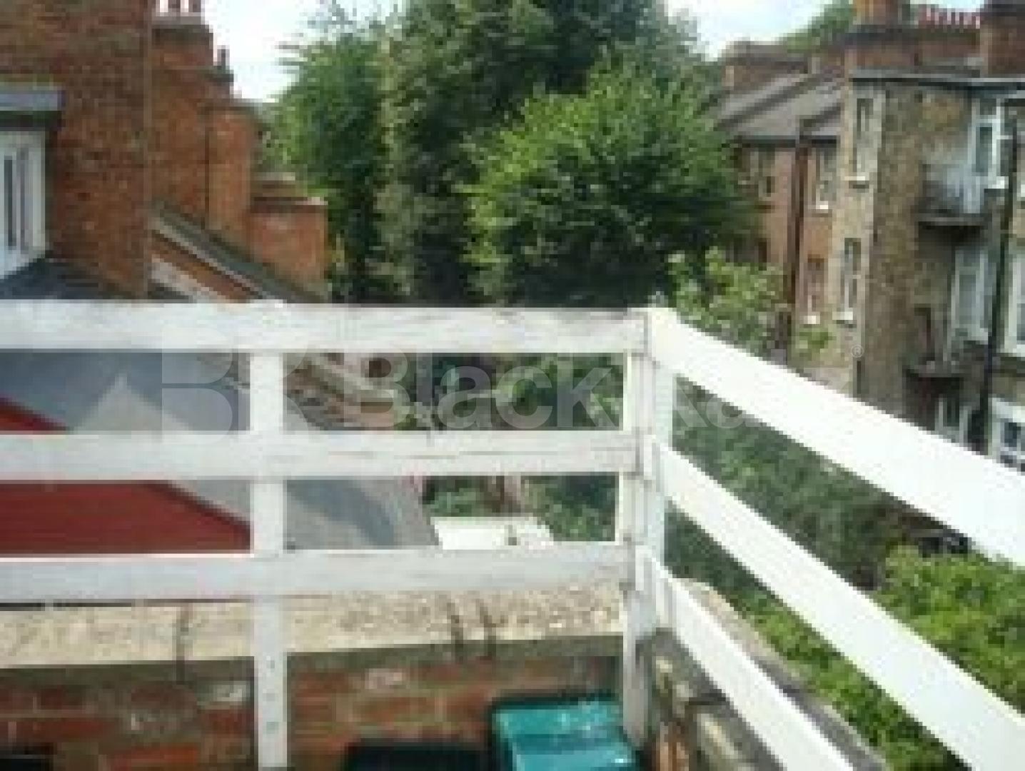 			New instruction, 2 Bedroom, 1 bath, 1 reception Flat			 Birnam Road, FINSBURY PARK