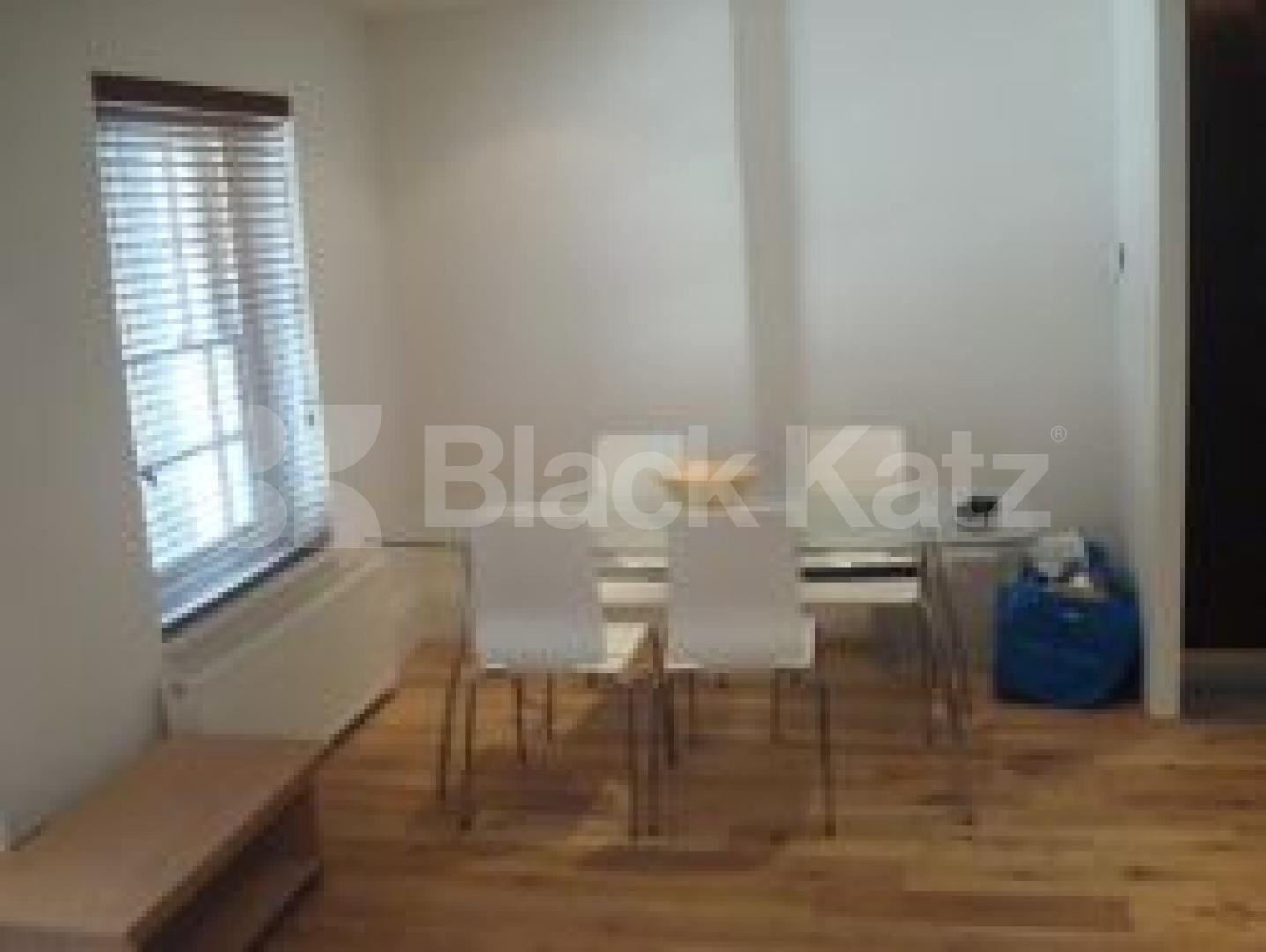 			NEW INSTRUCTION, 3 Bedroom, 1 bath, 1 reception Flat			 Bridport Place, ISLINGTON