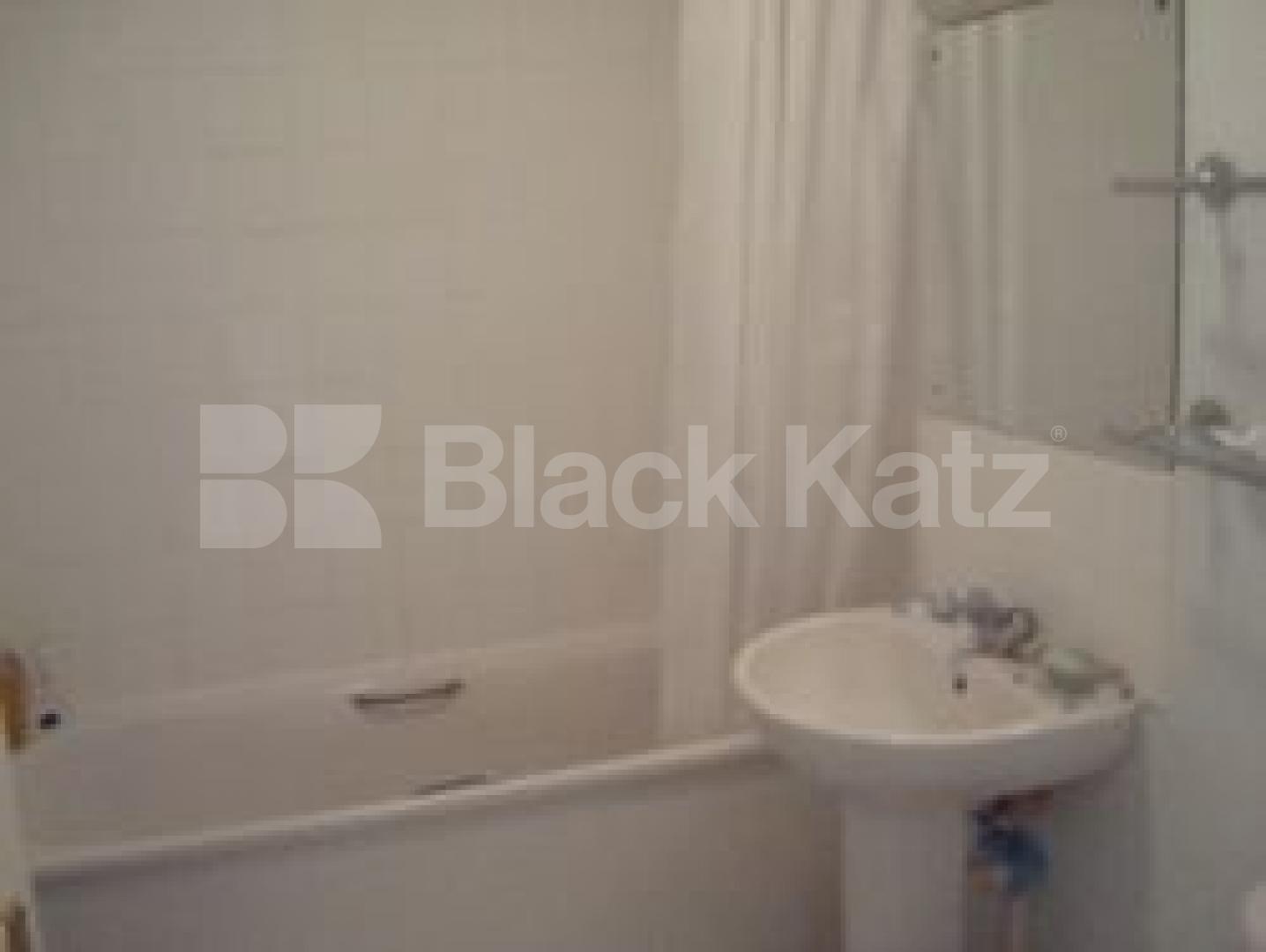 			New instruction, 2 Bedroom, 1 bath, 1 reception Flat			 Hertford Road, Islington