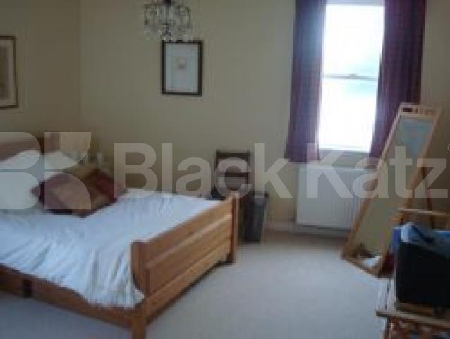 			MUST SEE !!!!!, 2 Bedroom, 1 bath, 1 reception Flat			 Dartmouth Park Hill, Tufnell park