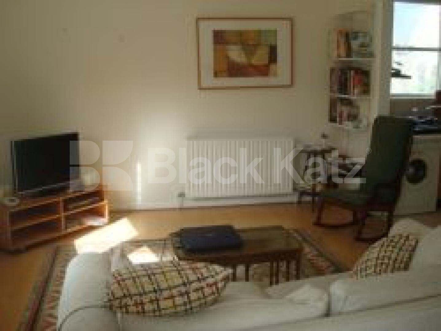 			MUST SEE !!!!!, 2 Bedroom, 1 bath, 1 reception Flat			 Dartmouth Park Hill, Tufnell park