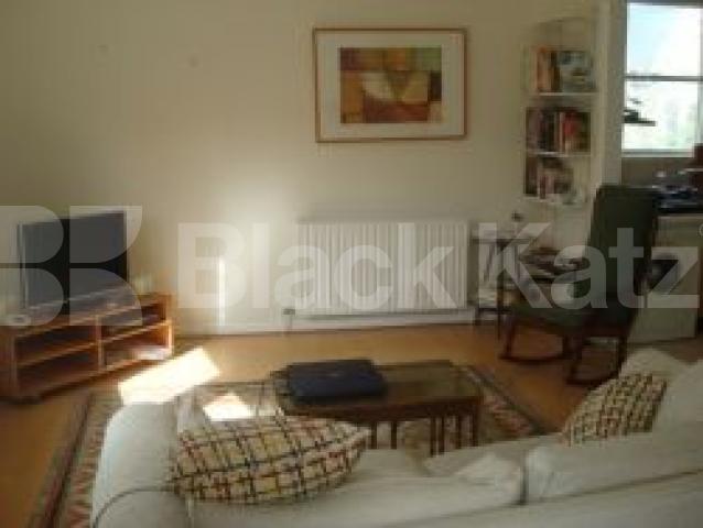 			MUST SEE !!!!!, 2 Bedroom, 1 bath, 1 reception Flat			 Dartmouth Park Hill, Tufnell park