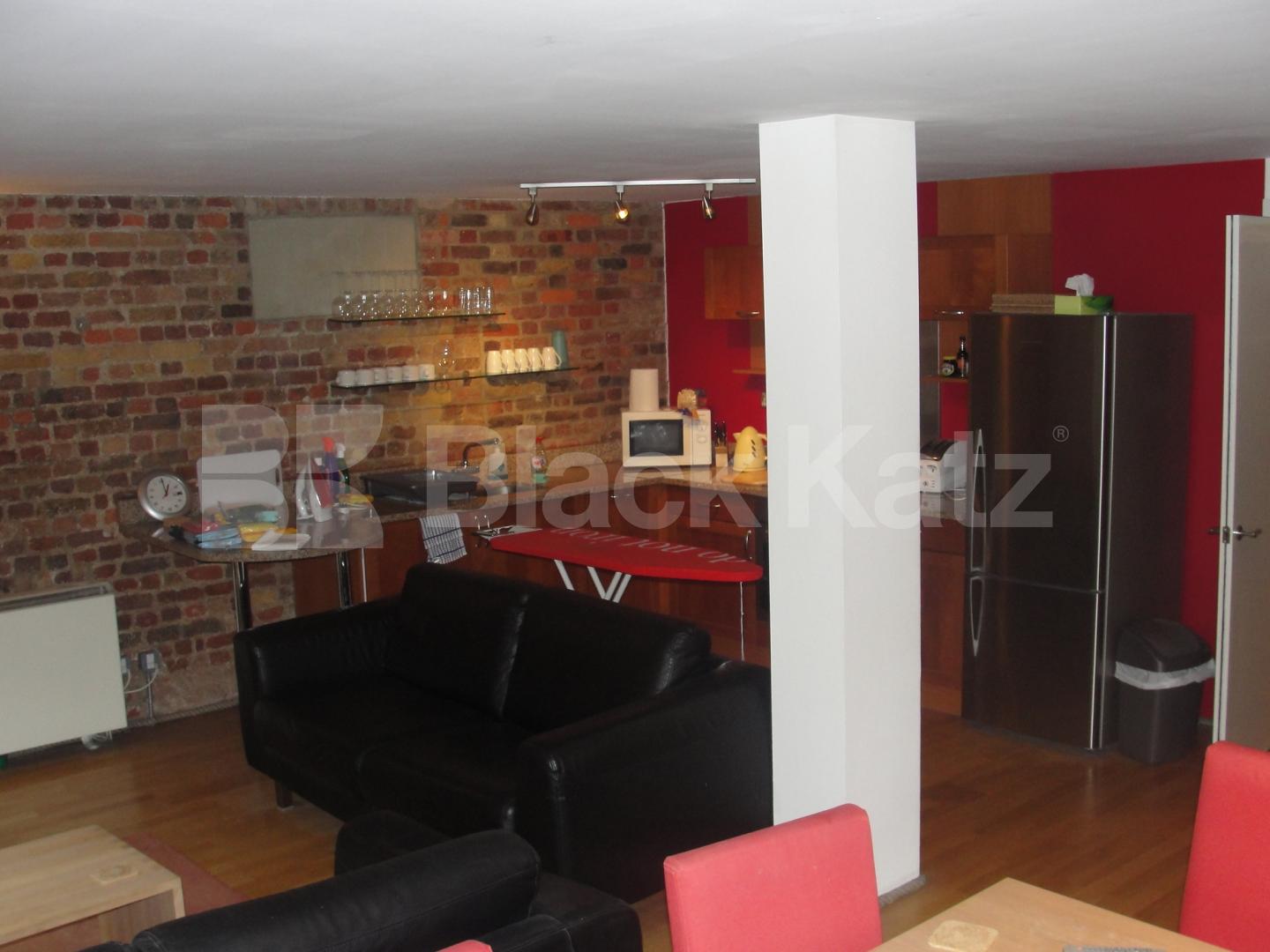 			NEW INSTRUCTION, 2 Bedroom, 1 bath, 1 reception Apartment			 Maidstone Buildings Borough High Street, London Bridge