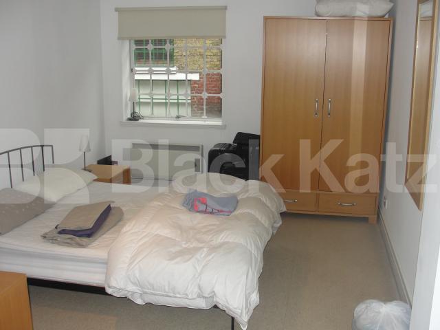 			NEW INSTRUCTION, 2 Bedroom, 1 bath, 1 reception Apartment			 Maidstone Buildings Borough High Street, London Bridge