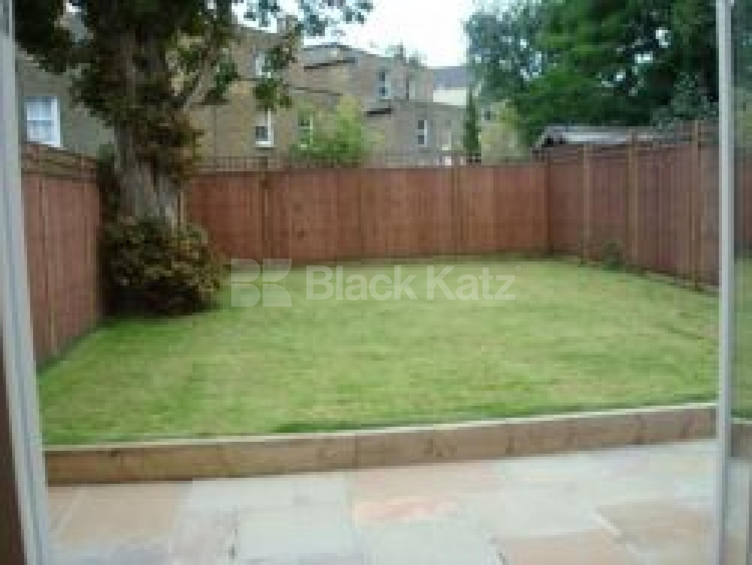 			New Instruction, 3 Bedroom, 1 bath, 1 reception Ground Floor Flat			 Ferme Park Road, Finsbury Park N4