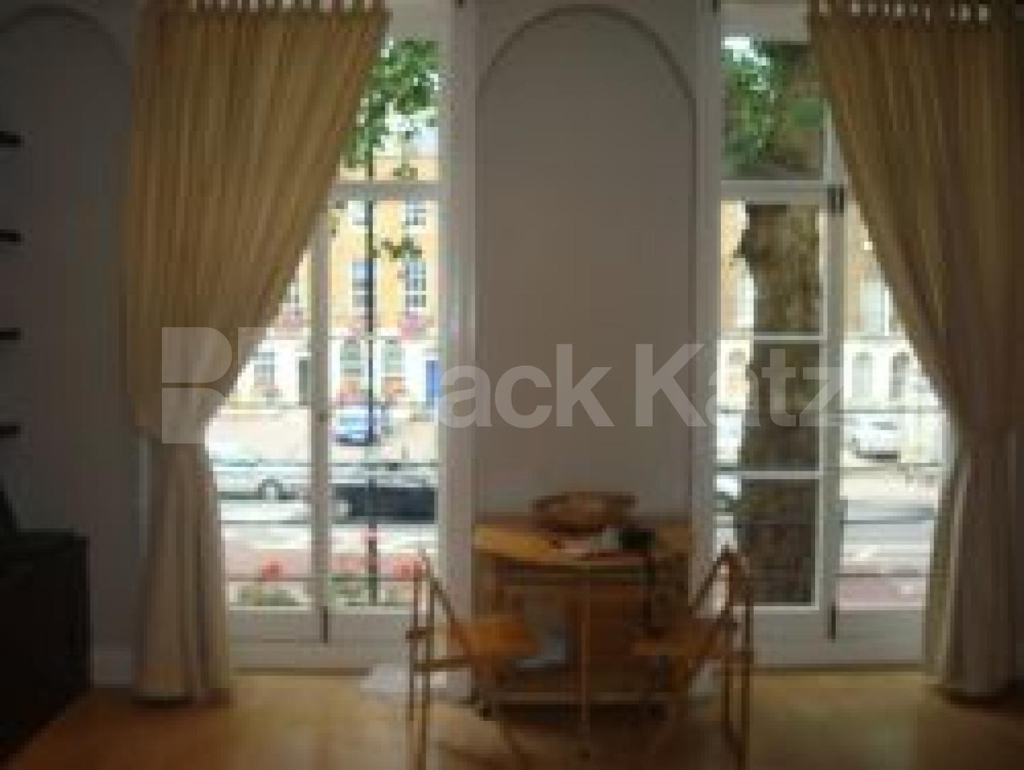 			AMAZING FLAT , GREAT LOCATION!!!!!, 1 Bedroom, 1 bath, 1 reception Flat			 City road, ANGEL