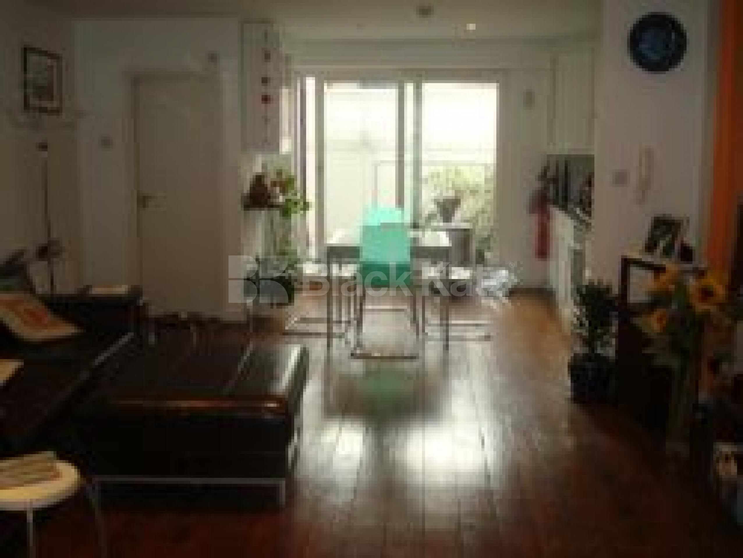 			NEW INSTRUCTTION, 2 Bedroom, 1 bath, 1 reception Flat			 Blackstock Road, Highbury N5