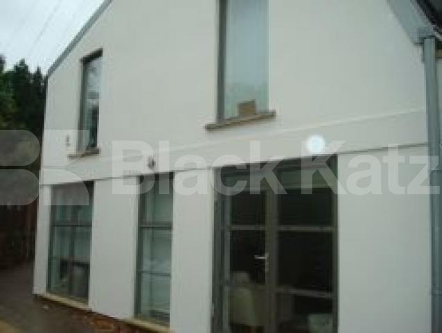 			NEW INSTRUCTION, 2 Bedroom, 1 bath, 1 reception Flat			 Buckingham Road, Islington