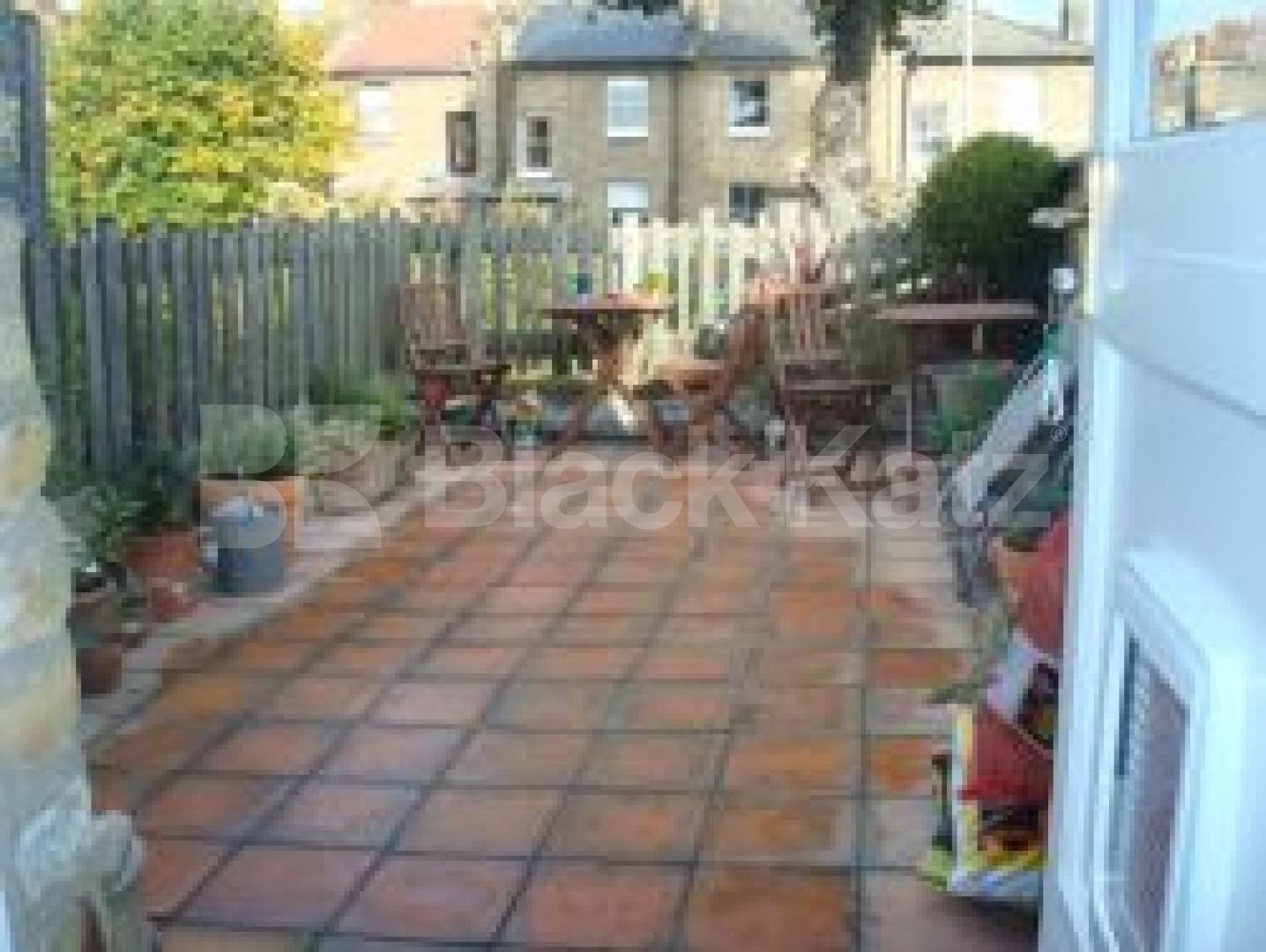 			New Instrction, 3 Bedroom, 1 bath, 1 reception Flat			 Lambton Road, Crouch Hill / Archway