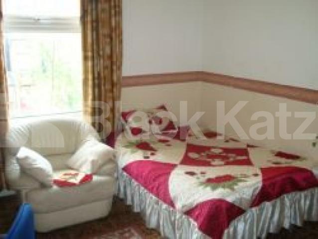 			Great location, Studio Apartment, 1 bath, 1 reception End Terraced House			 wilberforce road, Finsbury park