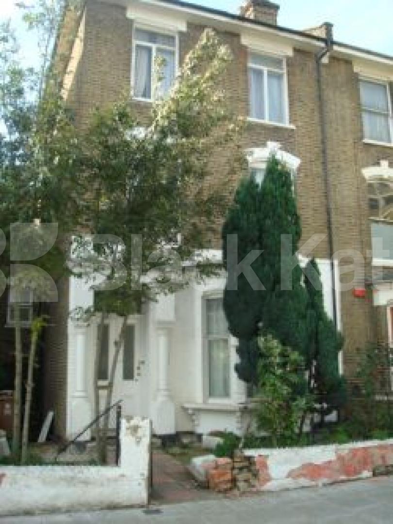 			A must see flat!, 1 Bedroom, 1 bath, 1 reception End Terraced House			 Wilberforce road, Finsbury park