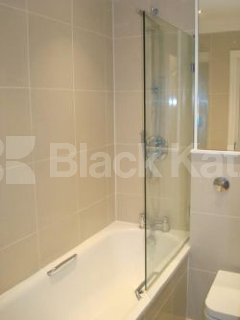 			NEW INSTRUCTION, 1 Bedroom, 1 bath, 1 reception Flat			 Petherton Road, Highbury