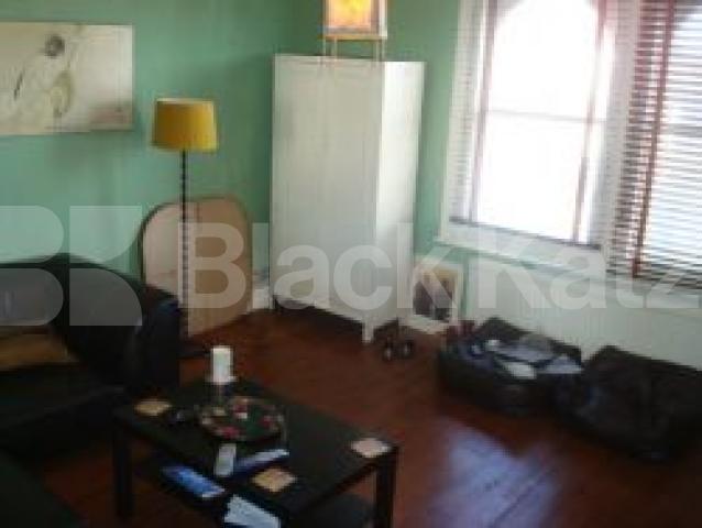 			2 Bedroom, 1 bath, 1 reception Terraced House			 Yerbury Road, Tufnell park